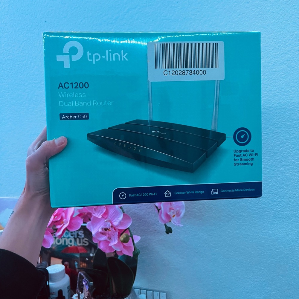 TP-link wireless router fast speed retails for $50